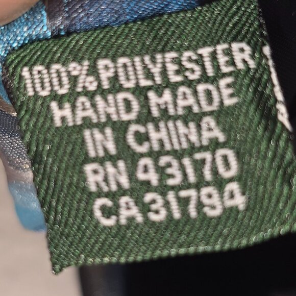 DAVID TAYLOR MENS TIE POLYESTER WRINKLE FREE DIAMOND DESIGN IN SHADES OF BLUE - Picture 5 of 6